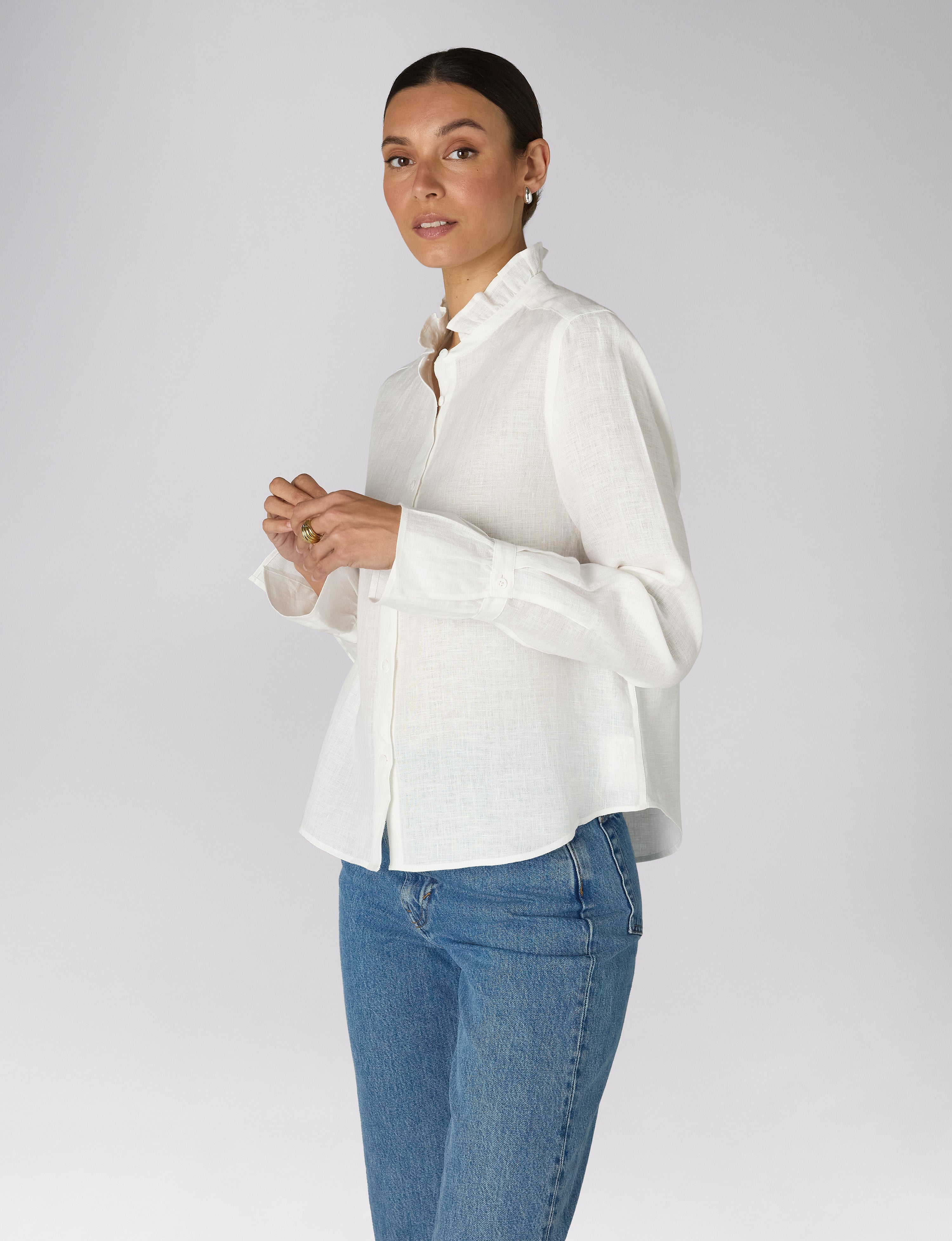 Kew Blouse: Linen, White