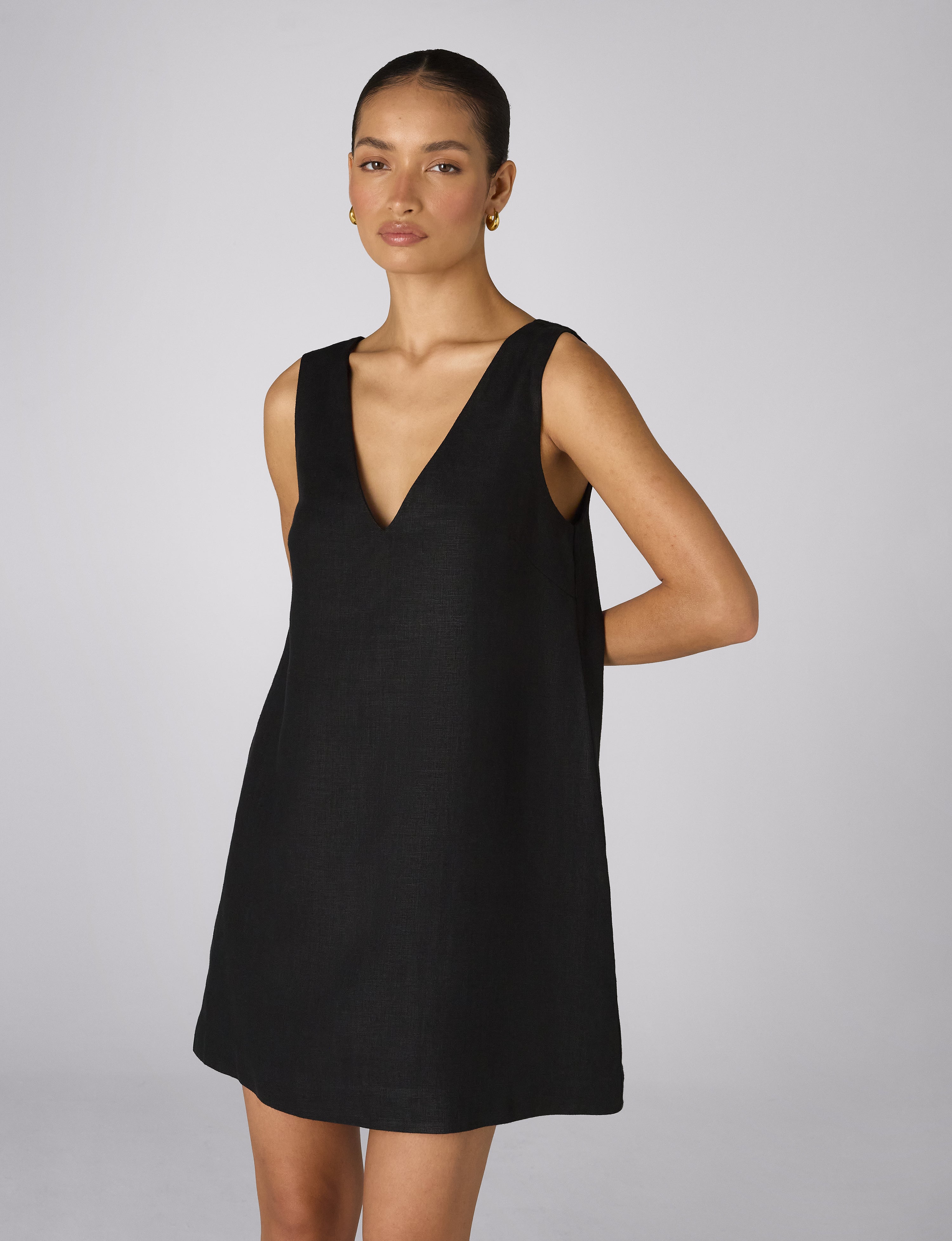 Sloane Dress: Linen, Black